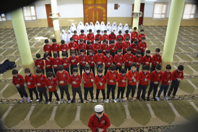 Namaz dinin direğidir