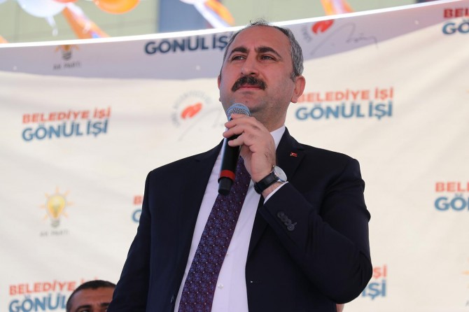 Balonu FETÖ şişiriyor ipini de Kandil'e veriyorlar