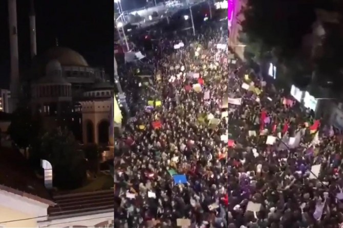 Göstericilerden ezana büyük saygısızlık