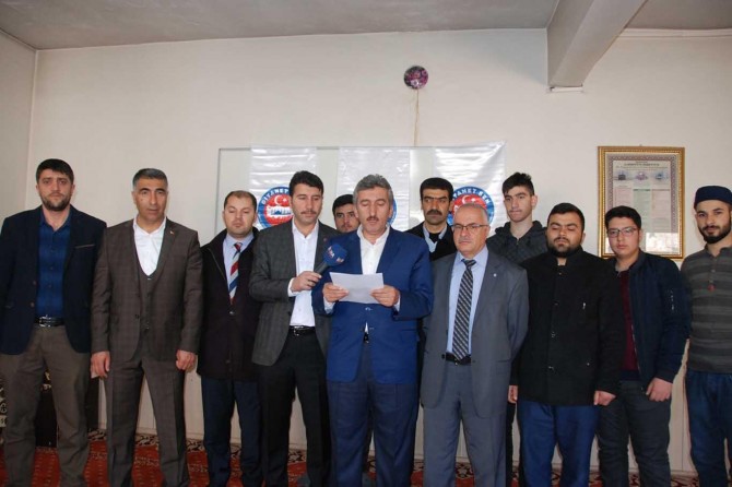 İslam’ın şiarı ezana yapılan saygısızlığı kabul etmiyoruz