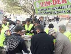 Gaziantep İlim Der Aşura Dağıttı