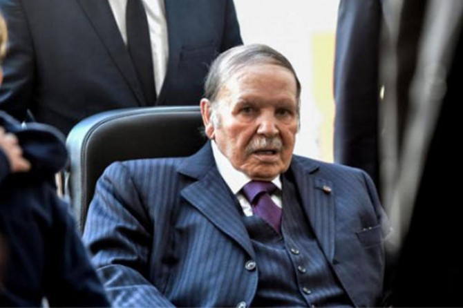 Cezayir'de seçimler ertelendi