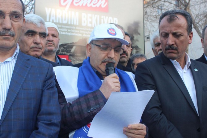 Ezanımıza yapılan saygısızlığa seyirci kalmayacağız