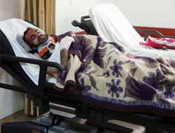 Minibüs Şarampole Yuvarlandı: 4 Yaralı