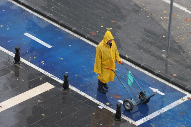 Ege ve Marmara illeri için fırtına ile sağanak uyarısı