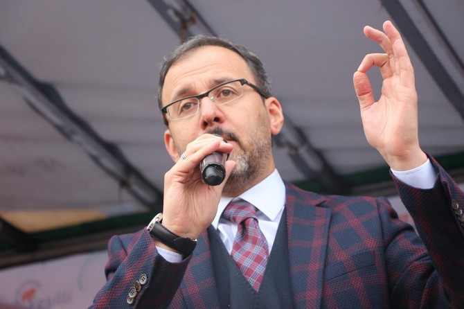 Yol yapması gerekenler çukur kazarak bu halka ihanet etti