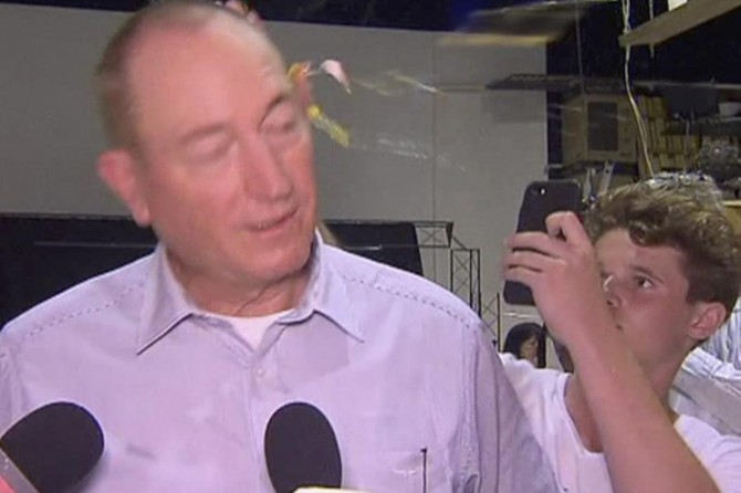 Egg protest against the anti-Islamic racist senator