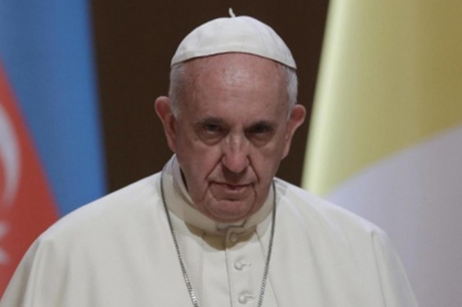 Lîderê xaçperestê katolîg li qetlîama ku li camîyê hat kirin re negot “êrîşa terorê”