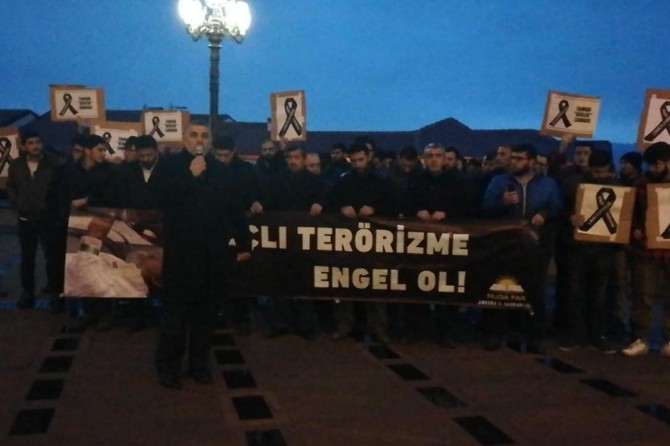 ​Mustazaf milletler tarih boyunca hep aynı zalimliklerle karşı karşıya kalmıştır