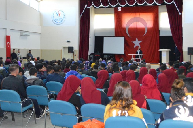 Hilvan'da Çanakkale Zaferi programı düzenlendi