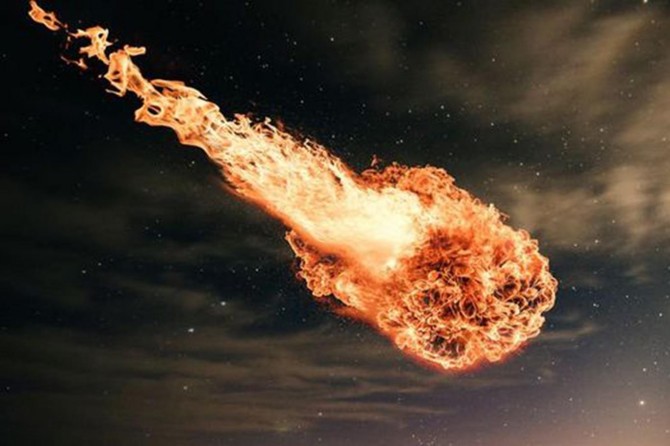 Hiroşima bombasından 10 kat daha güçlü meteor dünya üzerinde patladı