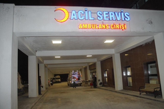 Nusaybin'de gelin ve kaynana yedikleri yemekten zehirlendi