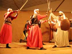 İmam Hüseyin Kerbela'da Ölümü Öldürdü (Video)