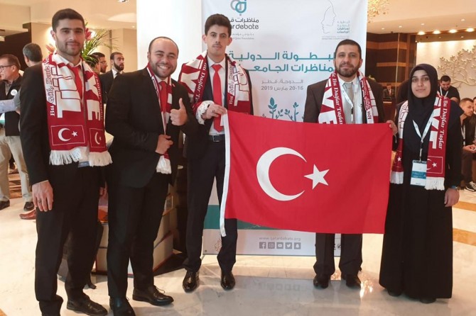 Artuklu Üniversitesi öğrencileri dünya üçüncüsü oldu