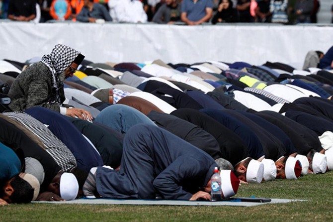 Li New Zelandê azana înê zindî hat weşandin