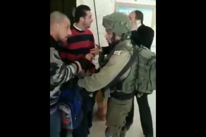 Siyonîstên terorîst zarokekî dinê Filistînî hedef girtin