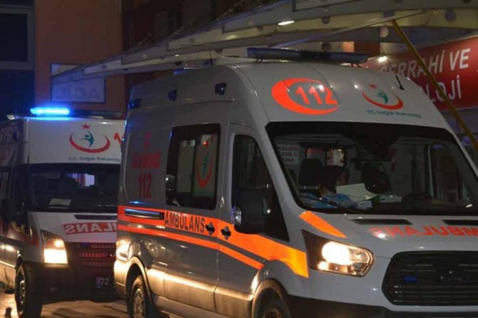 Erzincan'da zincirleme trafik kazası: 11 yaralı