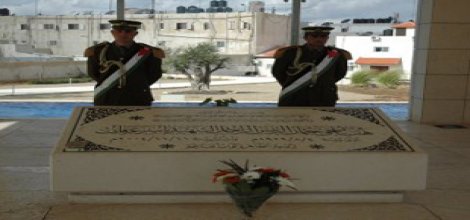 Arafat'ın naaşı mezarından çıkarıldı