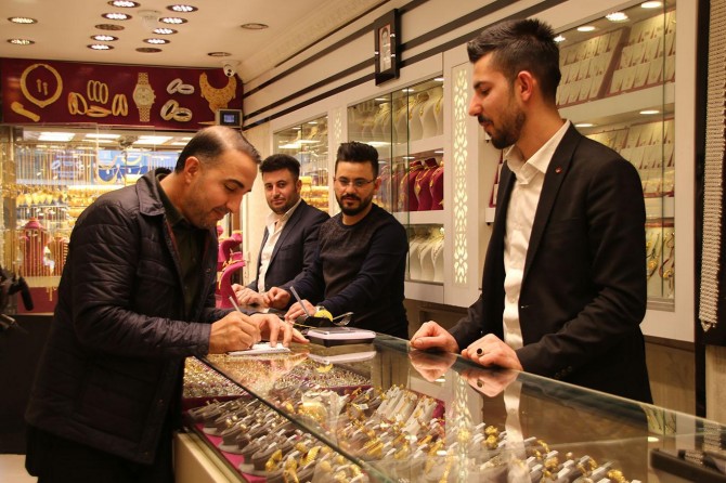 ​Kuyumculardan düğün yapacaklara uyarı