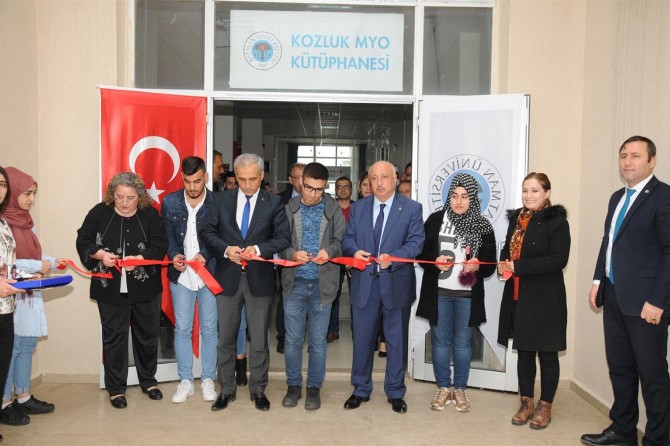 Kozluk MYO'nun kütüphanesi açıldı