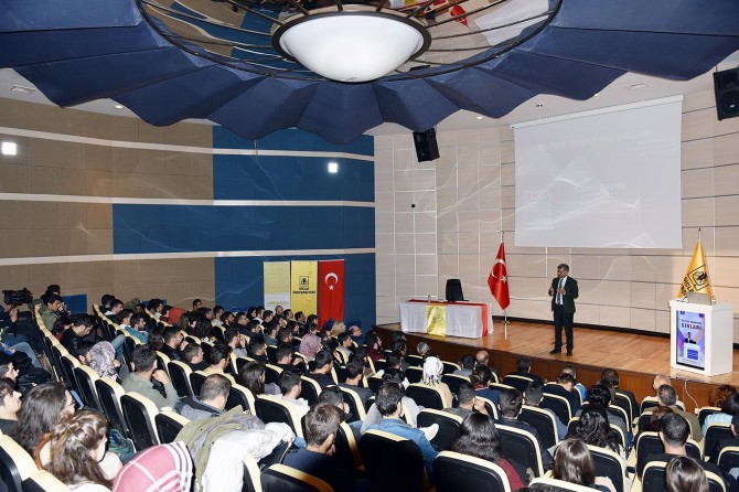 Bilimde başarının sırları konuşuldu