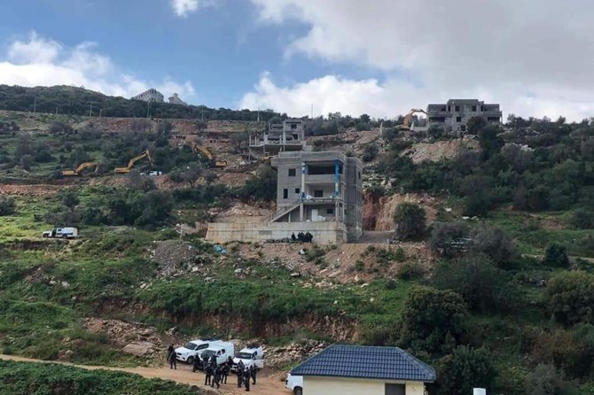 Siyonist işgalciler Filistinlileri göç etmeye zorluyor