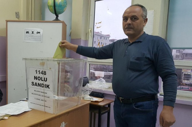 Bingöl’de ilk oylar kullanılmaya başlandı