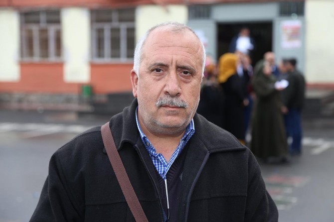 Sandık başına giden vatandaşlar hayır temennisinde bulundu