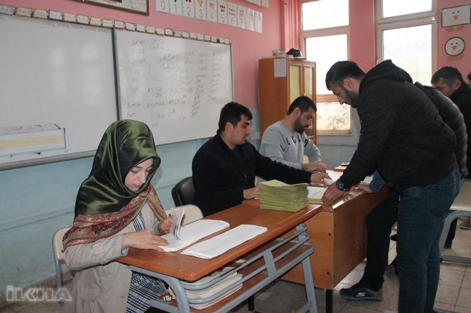 Resmi olmayan sonuçlara göre 30 büyükşehirde son durum