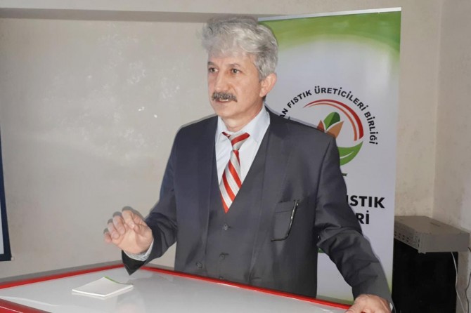 Çiftçiler fıstık ekimi konusunda bilgilendirildi