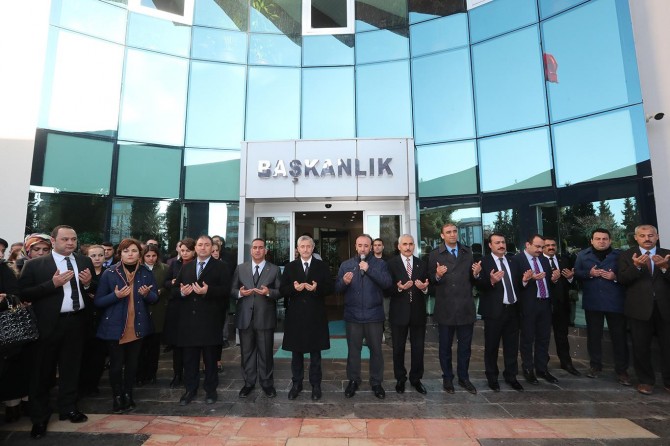 Şahinbey Belediye Mehmet Tahmazoğlu başkanı mesaiye dualarla başladı