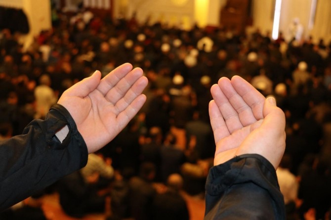 Gaziantep'te Mirac Kandili dualarla ihya edildi