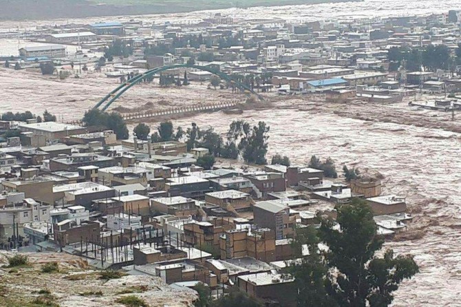 İran’daki sel felaketinde 57 kişi hayatını kaybetti