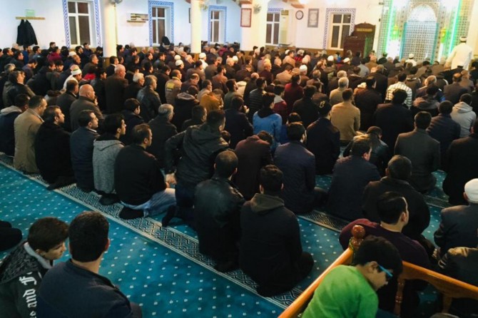 Üniversite öğrencileri Miraç Gecesini ihya etti