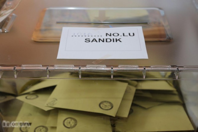 Votes recounts in 18 districts of Istanbul