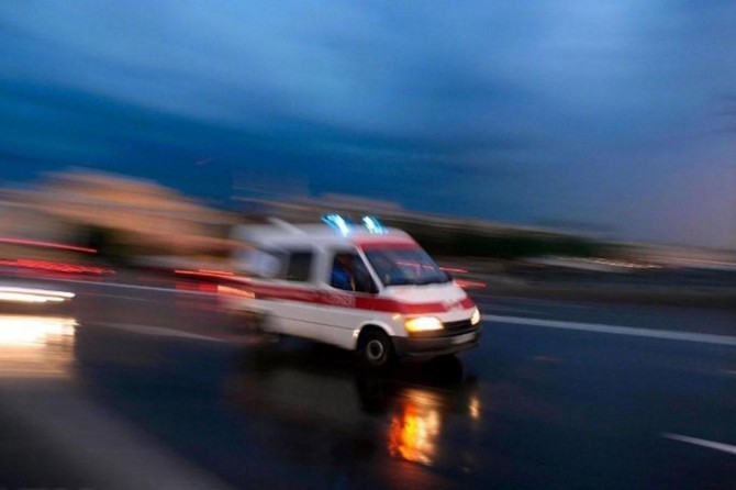 Li Denizlîyê qeza otobusê: 2 mirî 32 birîndar