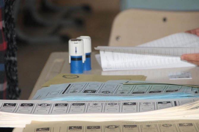 AK Parti Ankara'daki seçim sonuçlarına ilişkin yeniden müracaat edecek