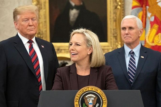 ABD İç Güvenlik Bakanı istifa etti