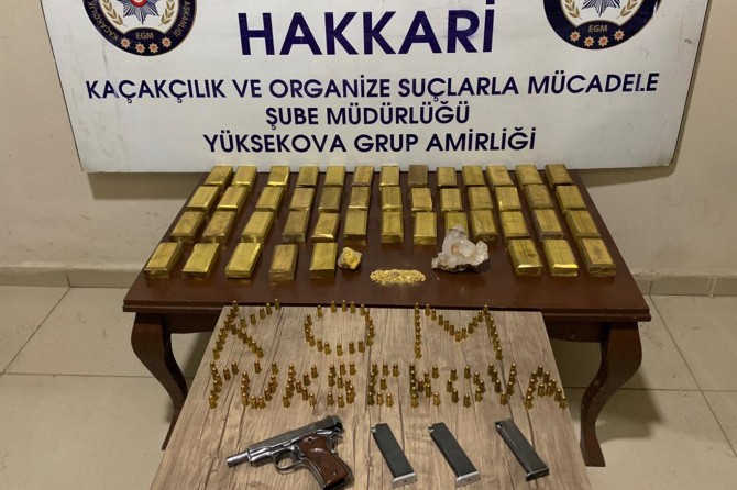 Hakkari'de 47 külçe kıymetli maden ele geçirildi