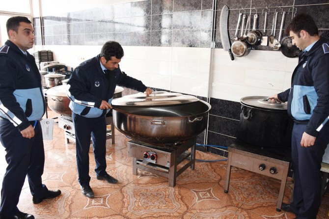 Zabıta ekipleri lokantaları denetledi