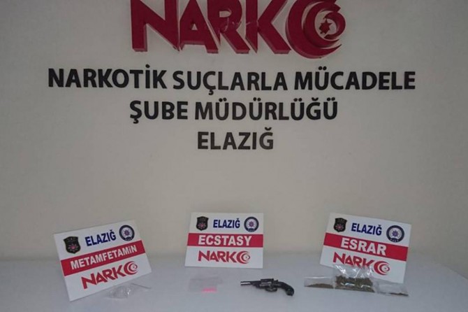 Elazığ merkezli uyuşturucu operasyonu: 11 gözaltı