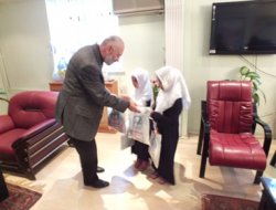 Minik Öğrencilerden Müftü Arvas'a Ziyaret