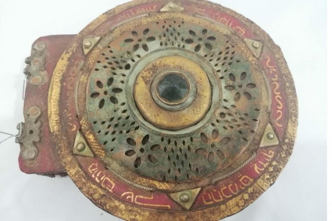 Diyarbakır'da Bin 100 yıllık İbranice kitap ele geçirildi