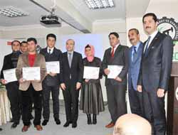 Bakan Şimşek, Kursiyerlere Sertifika Verdi