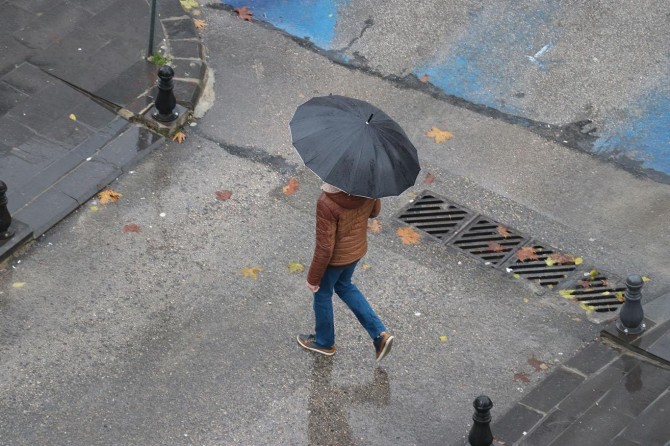Hatay ve Adana için sağanak uyarısı