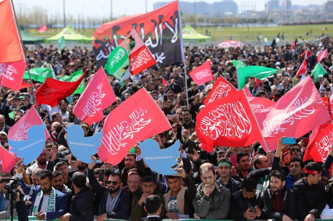 Peygamber Sevdalılarının İstanbul etkinliği başladı