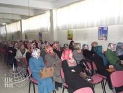 Van Kur'an Kursu Öğreticileri İle Toplantı