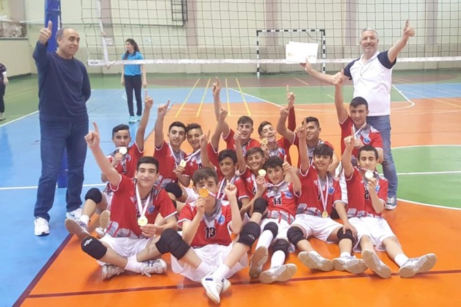 Solhan YBO 2018-2019 Analig Voleybol Türkiye şampiyonasında Türkiye ikincisi oldu