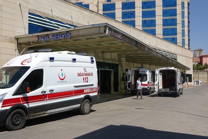 Siirt'te tarım aracı devrildi: 1 yaralı