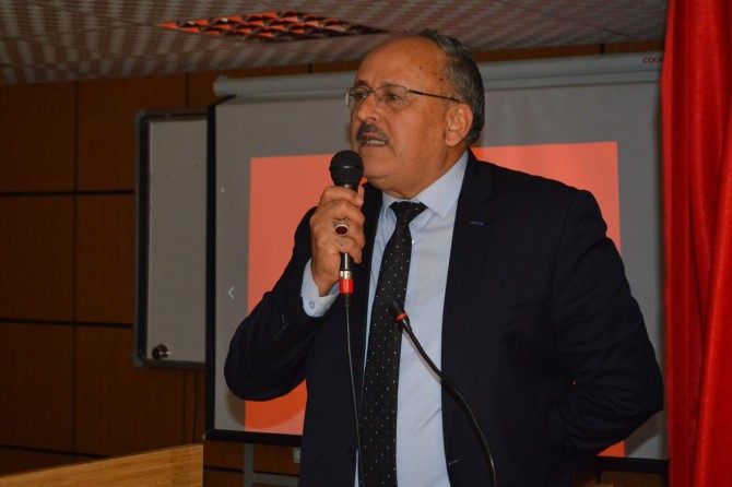Dünya kurulalı hak ve batıl çatışma halindedir